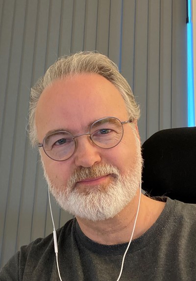 robert 2.jpg robert 2.jpg